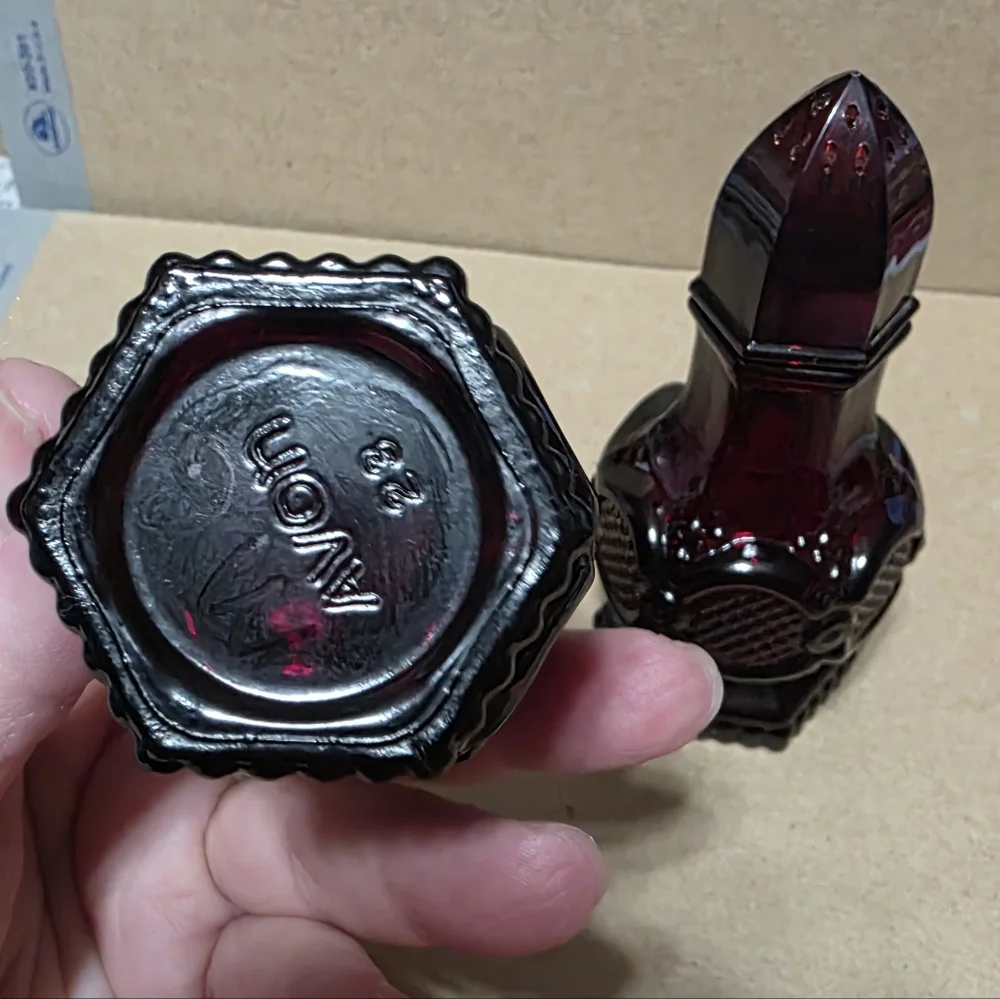 Vtg Avon 1876 Cape Cod Ruby Red Salt Pepper Shaker Set #172